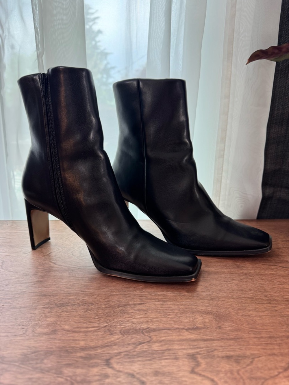 ASOS Black Leather Square-Toe Ankle Boots Women 12/ Men 10